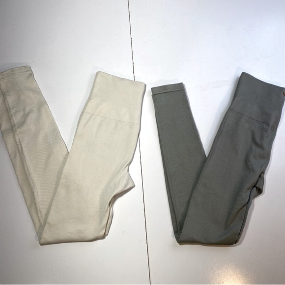 l*space Lot Of Two Work It Out Seamless Ribbed Leggings In Bone & Sage Green XS
